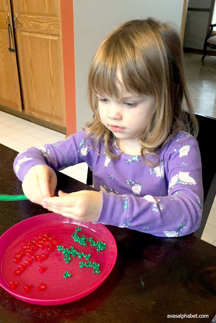 Easy Beaded Wreath Ornament - Ava's Alphabet